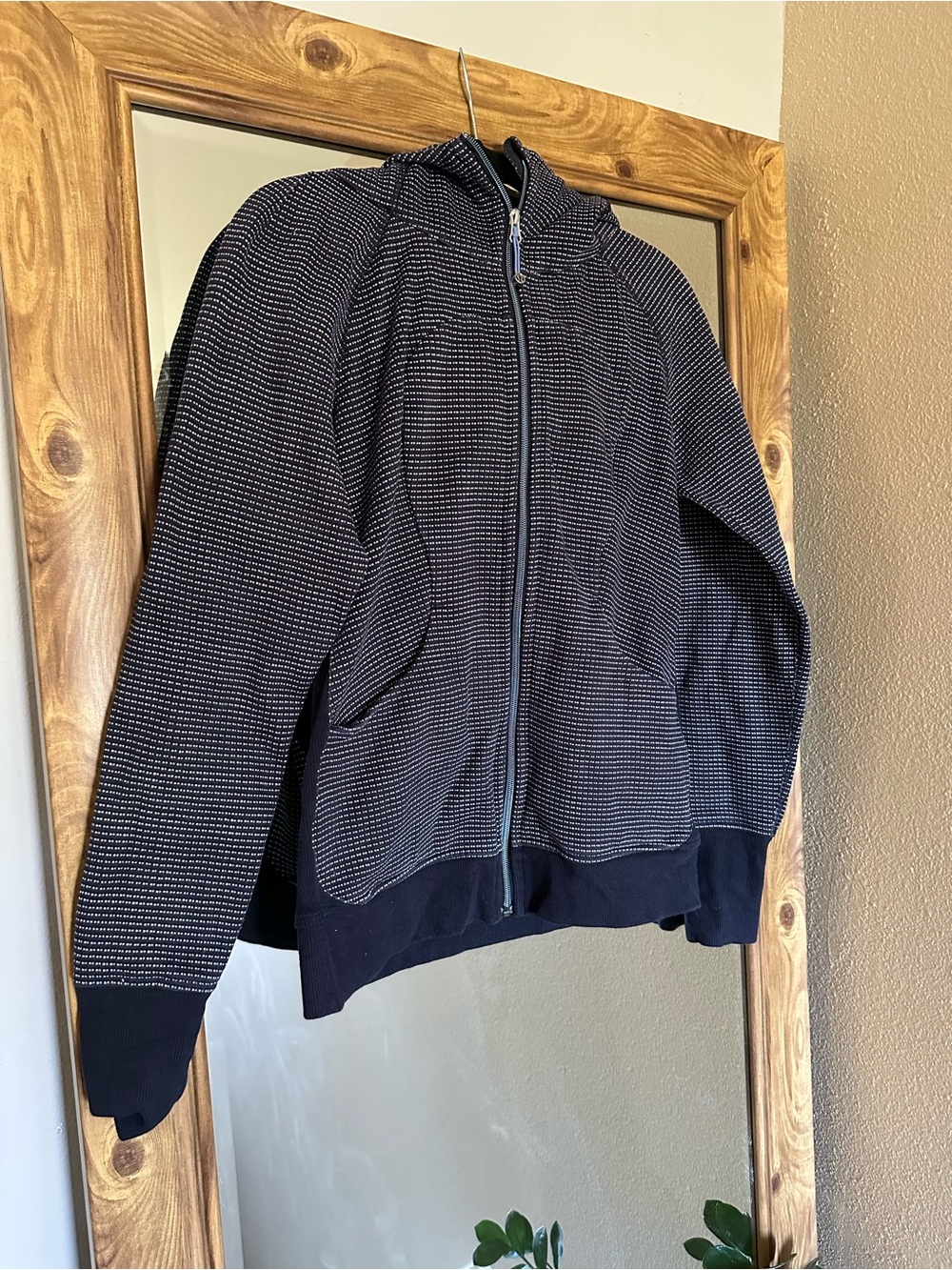lululemon athletica Navy and White Zip-Up Hoodie Sweater